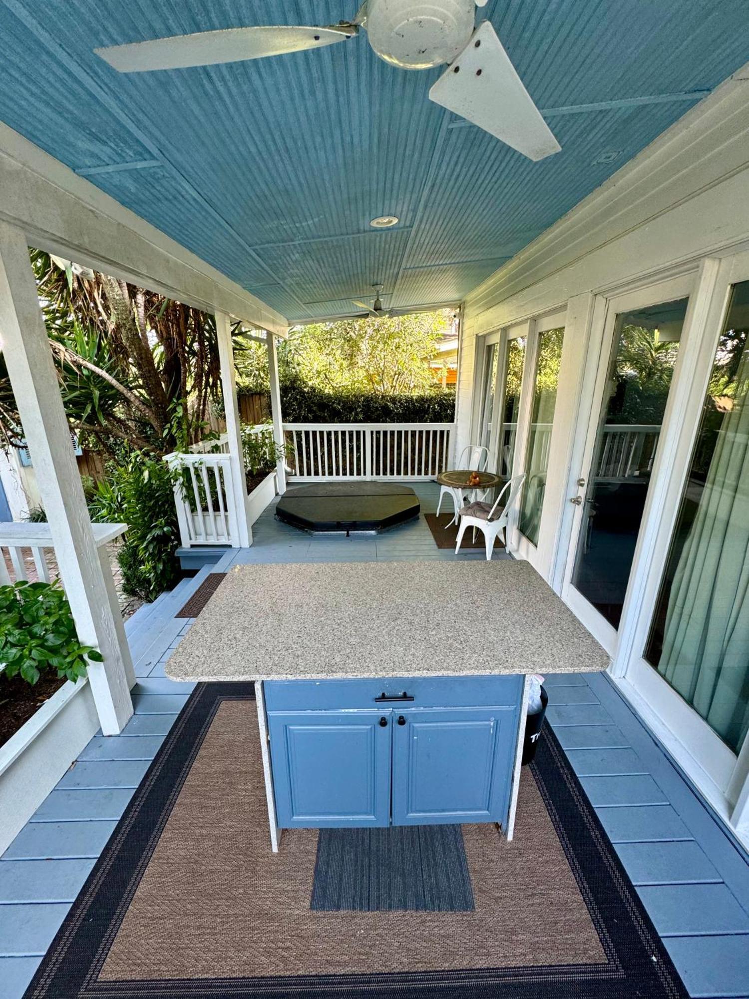 One Bedroom Apartment With Hot Tub 2 Blocks To Magazine Street New Orleans Exterior foto