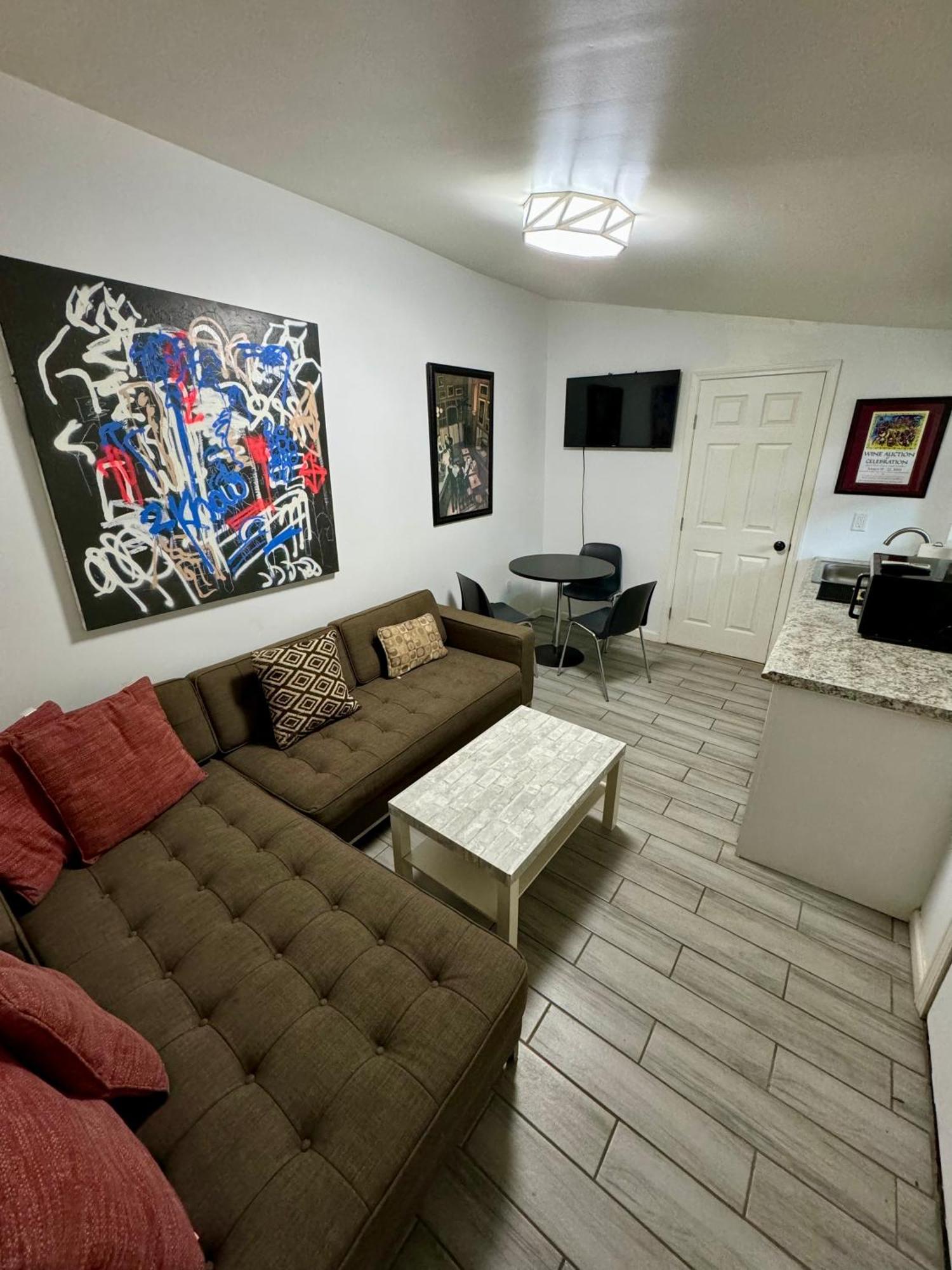 One Bedroom Apartment With Hot Tub 2 Blocks To Magazine Street New Orleans Exterior foto